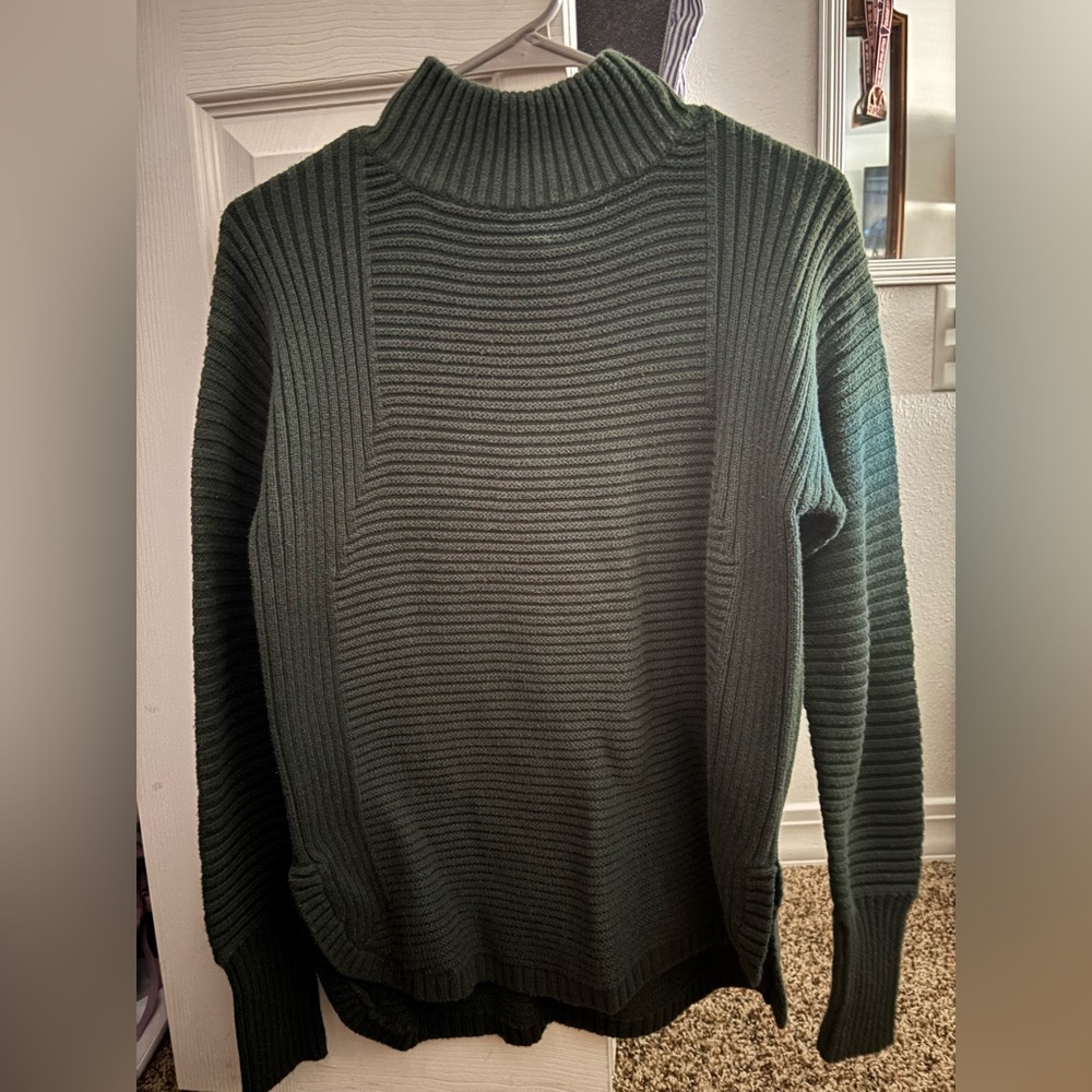 Dakini Green Ribbed Sweater